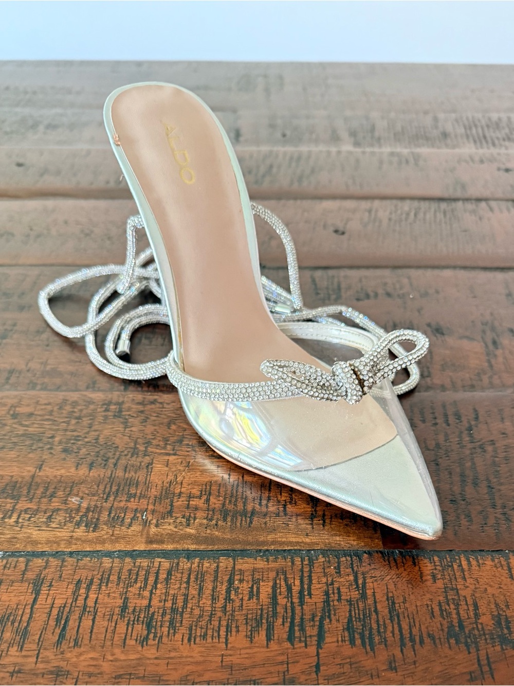 Aldo Iridescent Silver Crystal-Knot Pointed Toe Lace-Up Heel SZ.7.5